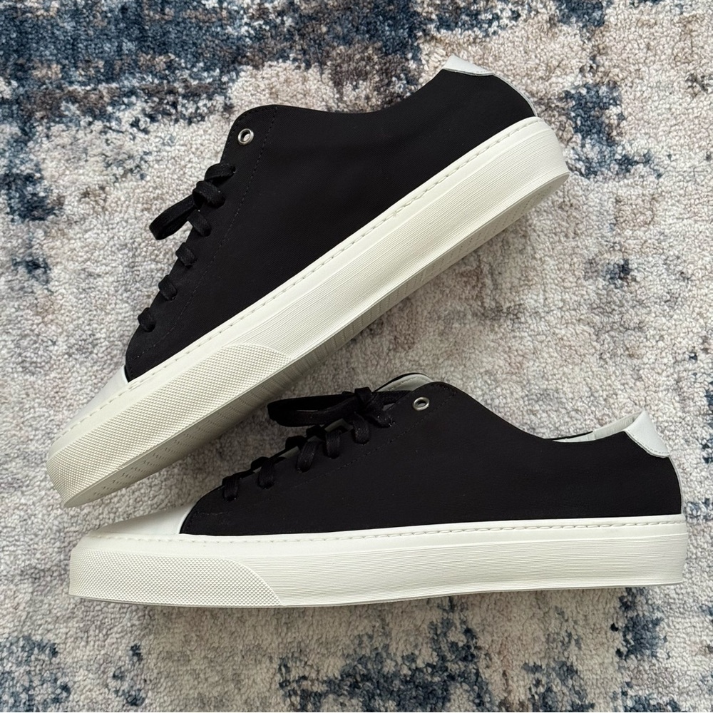 Good Man Brand, Legacy Lo Top Sneakers. Black and White - Picture 2 of 16